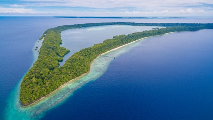 An ariel view of Kakaban Island